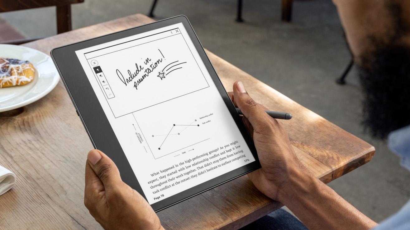 Kindle Scribe: así es la tablet más avanzada de Amazon que te permite leer y escribir