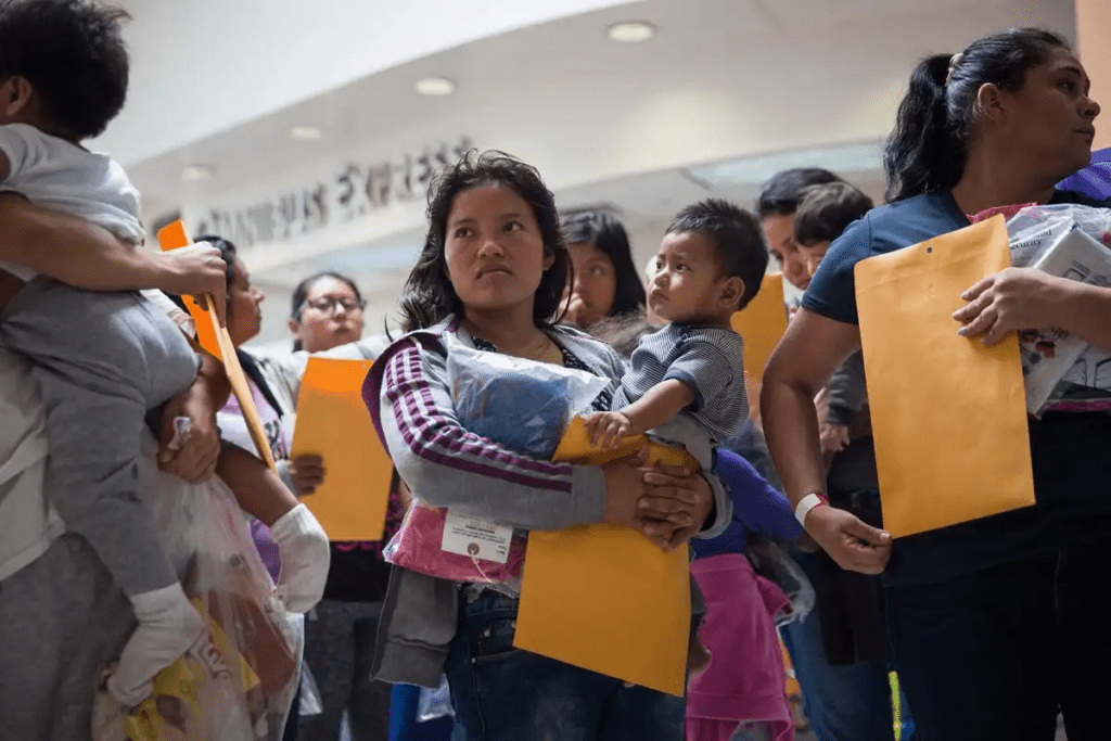 El partido “Pro familia” exige dividir familias inmigrantes
