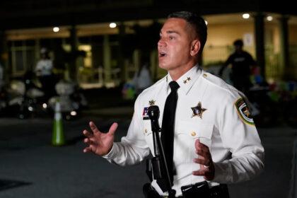 Trump nombra al sheriff de Florida Chad Chronister como jefe de la DEA