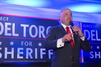 Richard Del Toro jura como sheriff del condado de St. Lucie