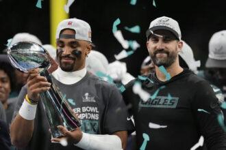 Jalen Hurts rompe varios récords para quedarse con el MVP del Super Bowl LIX