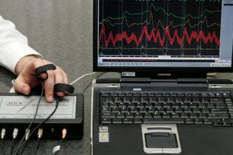 DHS usará detectores de mentiras para hallar a quienes filtren datos sobre redadas de inmigrantes