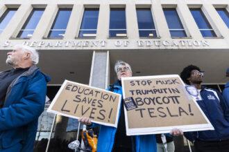 El cierre de oficinas de educación en Estados Unidos, tendría un impacto significativo en el sistema educativo y en la sociedad en general.