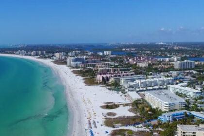 Una playa de Florida fue reconocida como una de las mejores del mundo en dos rankings del 2025
