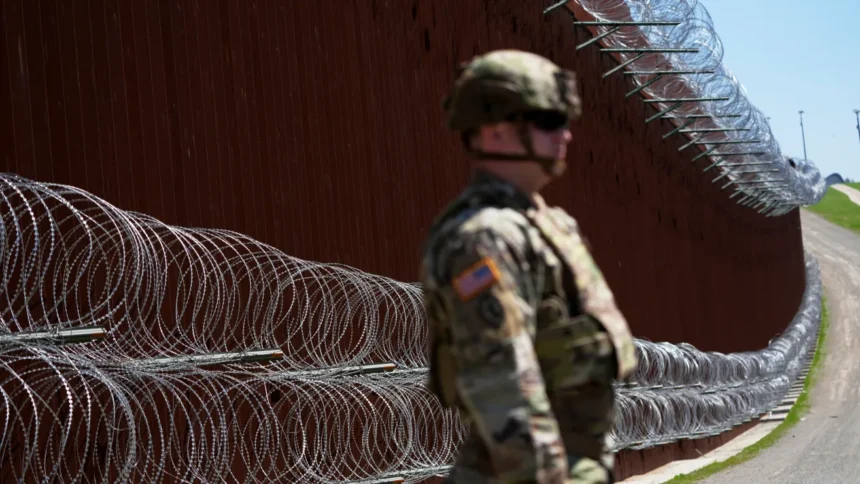 DHS autoriza la construcción de 36 millas de muro fronterizo obviando leyes ambientales