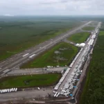 Jueces en Florida piden información gubernamental sobre “Alligator Alcatraz” en respuesta a demandas