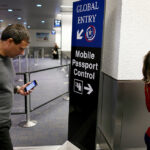 El endurecimiento de controles repercute en el turismo global y el número de visitantes cae, según reportes del sector y nuevos datos oficiales