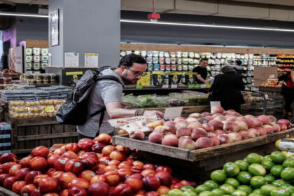 La economía de Estados Unidos creció 3,8% en el segundo trimestre, una mejora mayor a la prevista