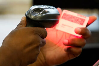 ACLU demanda al gobierno de Puerto Rico por pasarle datos a ICE y DHS sobre licencias de conducir a indocumentados