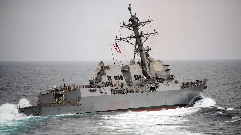 Aerolíneas suspenden vuelos a Venezuela en medio de la creciente presión militar de EE.UU.