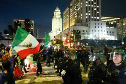 Mayoría de latinos afirma que es un mal momento para ser hispano o latino en EE.UU., según encuesta