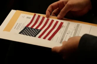 Gobierno de Trump negará visas y Green Card a personas por edad y sobrepeso