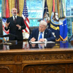 Oficialmente Trump lanza programa de “tarjeta dorada” de $1 millón de dólares