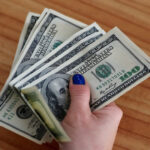 19 estados de EEUU aumentarán el salario mínimo desde enero de 2026