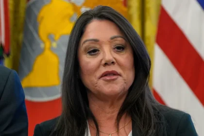 Escándalo en el Gabinete: Por qué renunció Lori Chavez-DeRemer a la Secretaría de Trabajo