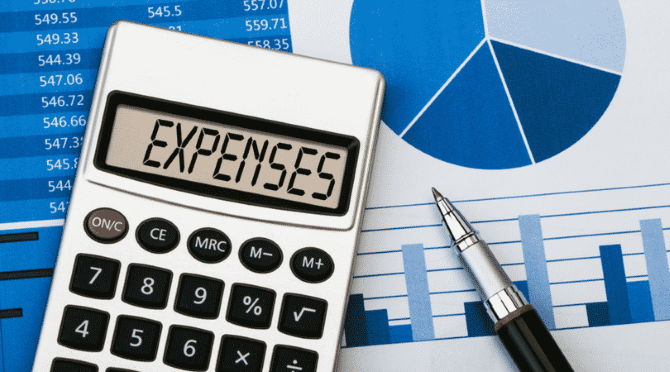 El 30% de los floridanos admite retrasar el cuidado de su vista para ahorrar dinero, según datos de Lenspricer 2026.