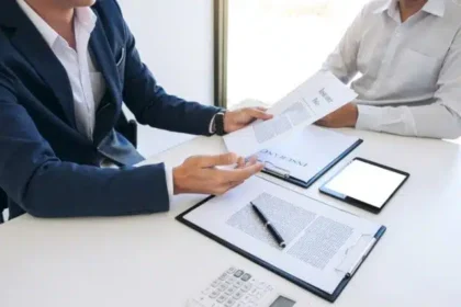 ICE tras abogados de inmigración por presentar casos de asilo fraudulentos