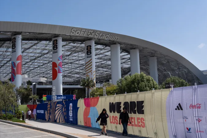 Acuerdo laboral histórico logrado por los trabajadores sindicalizados del SoFi Stadium en Los Ángeles