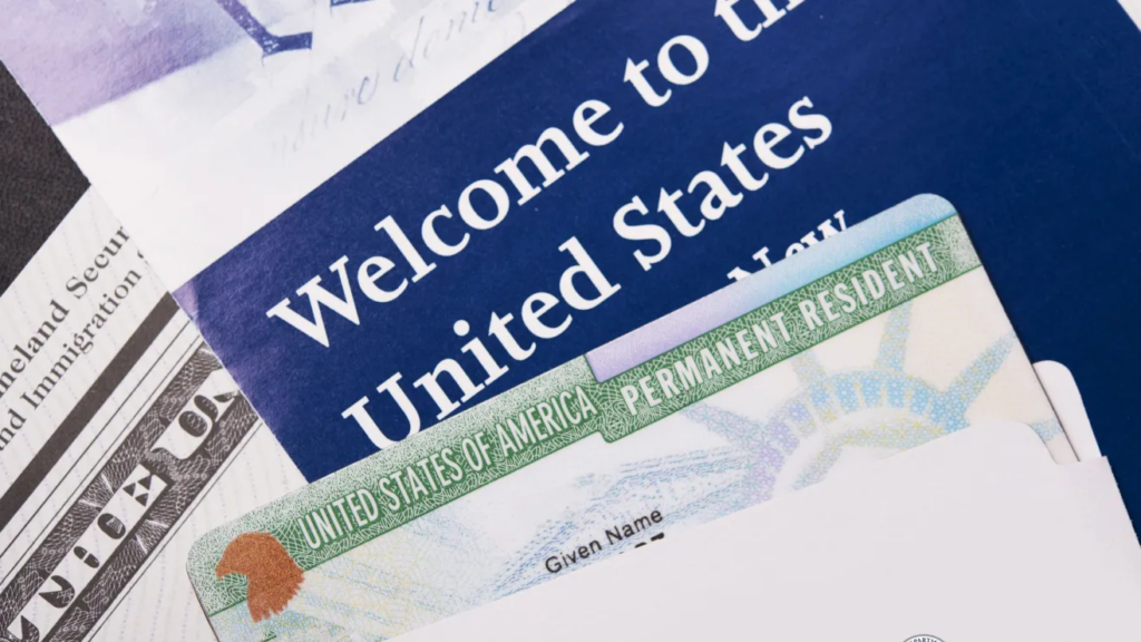 Nueva era en USCIS: ¿Qué implica el fin de la regla de carga pública?