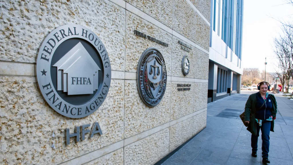 Estudiantes y periodistas bajo la lupa: El nuevo cerrojo del DHS