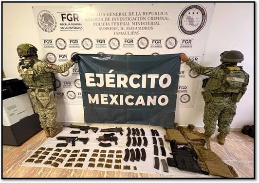 Arsenal oficial en la frontera: El escándalo de las armas de EE.UU. en manos de cárteles