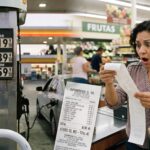 El aumento en los precios del combustible dispara el costo de vida y encarece la canasta básica.