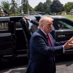 Trump atranca las puertas a familias, estudiantes y trabajadores que buscan arribar legalmente a EE.UU.