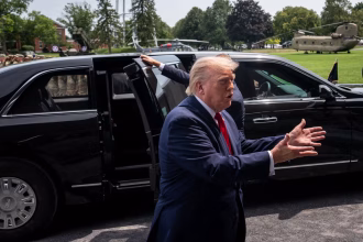 Trump atranca las puertas a familias, estudiantes y trabajadores que buscan arribar legalmente a EE.UU.