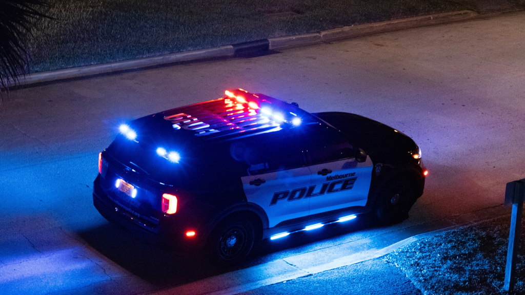 Hallan muertos a padre e hijos hispanos en una casa de Florida: autoridades investigan homicidio-suicidio
