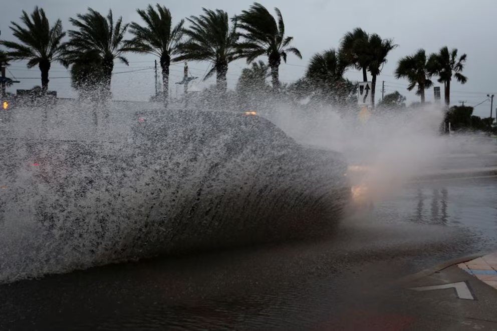 Alerta Meteorológica en Florida: Lluvias Intensas y Riesgo de Inundaciones